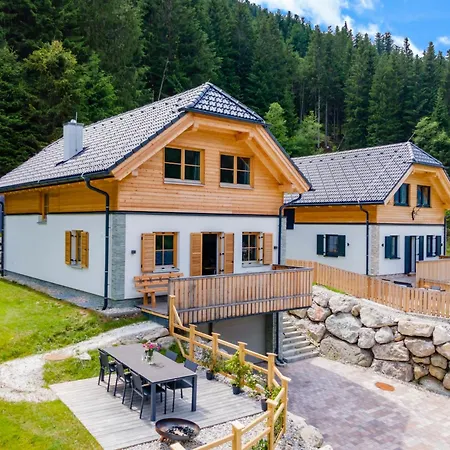 Alpesi faház Montagna *