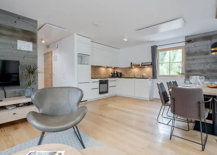 シャレー Montagna